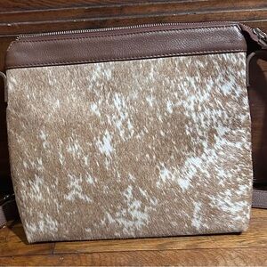 Gabi Carobianco Chic Brown and White Crossbody Bag